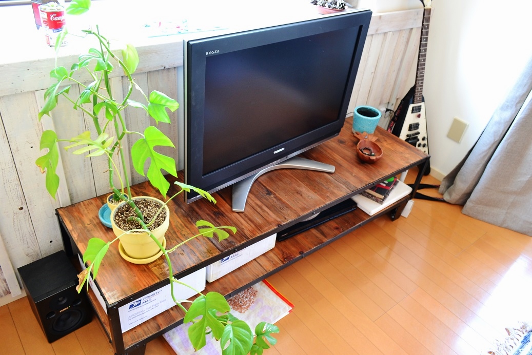 DIY】ジャーナルスタンダードファニチャーのCALVI TV BOARDを