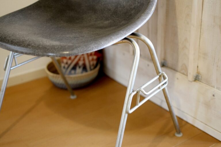 イームズDSR ヴィトラ社製※都内の方限定 【レビュー】Eames イームズDSR ヴィトラ社製※都内の方限定 【レビュー】Eames